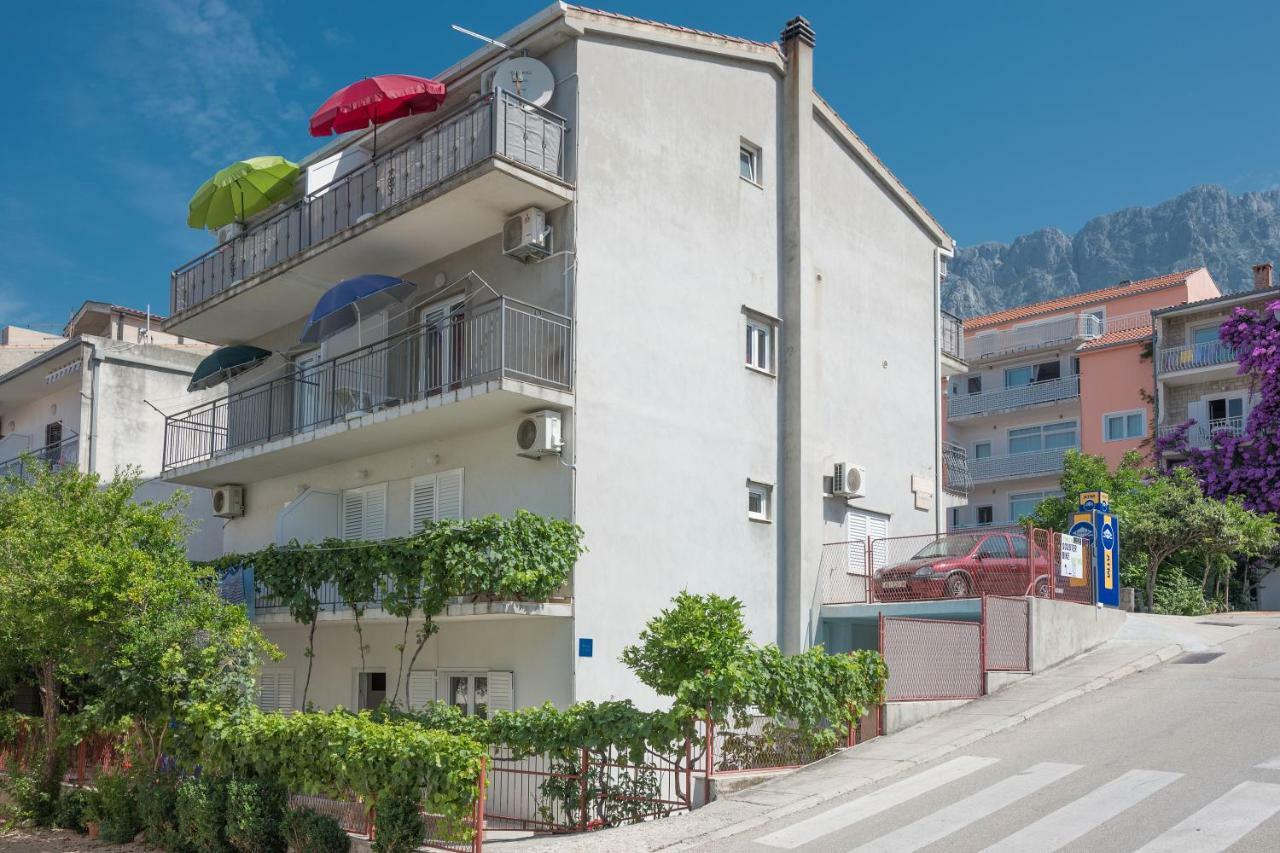 Studio Apartments Antonio Makarska Exterior foto