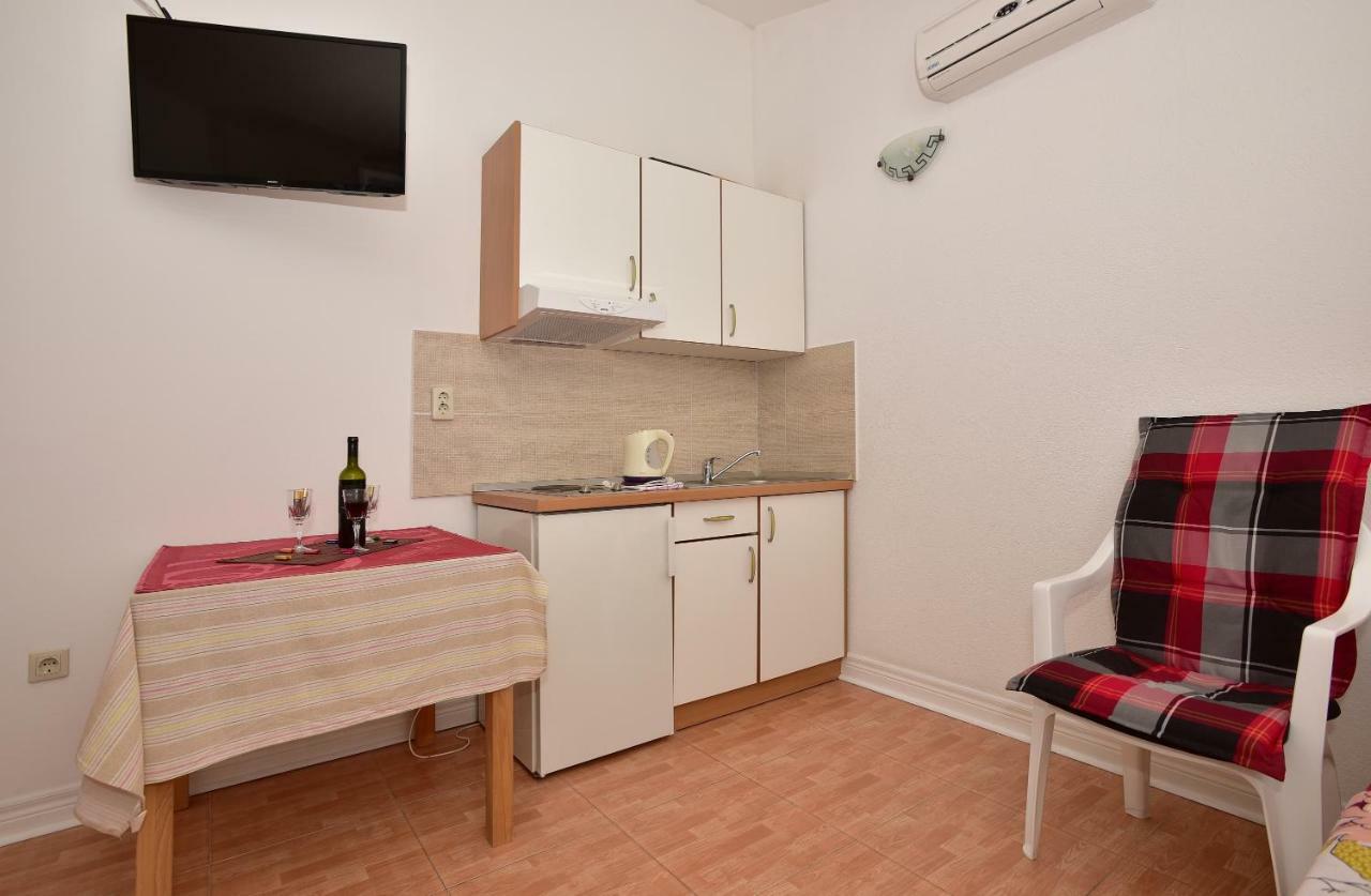 Studio Apartments Antonio Makarska Exterior foto