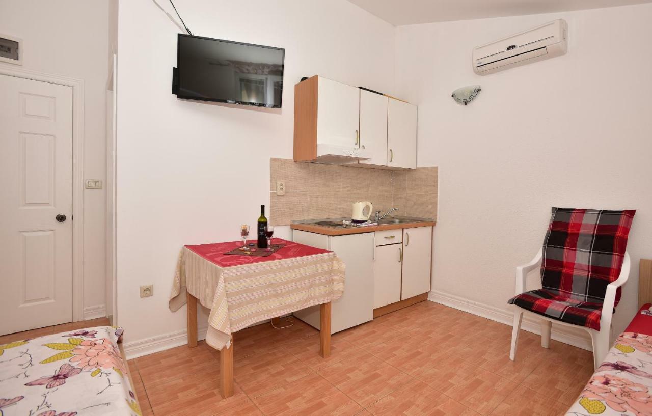 Studio Apartments Antonio Makarska Exterior foto