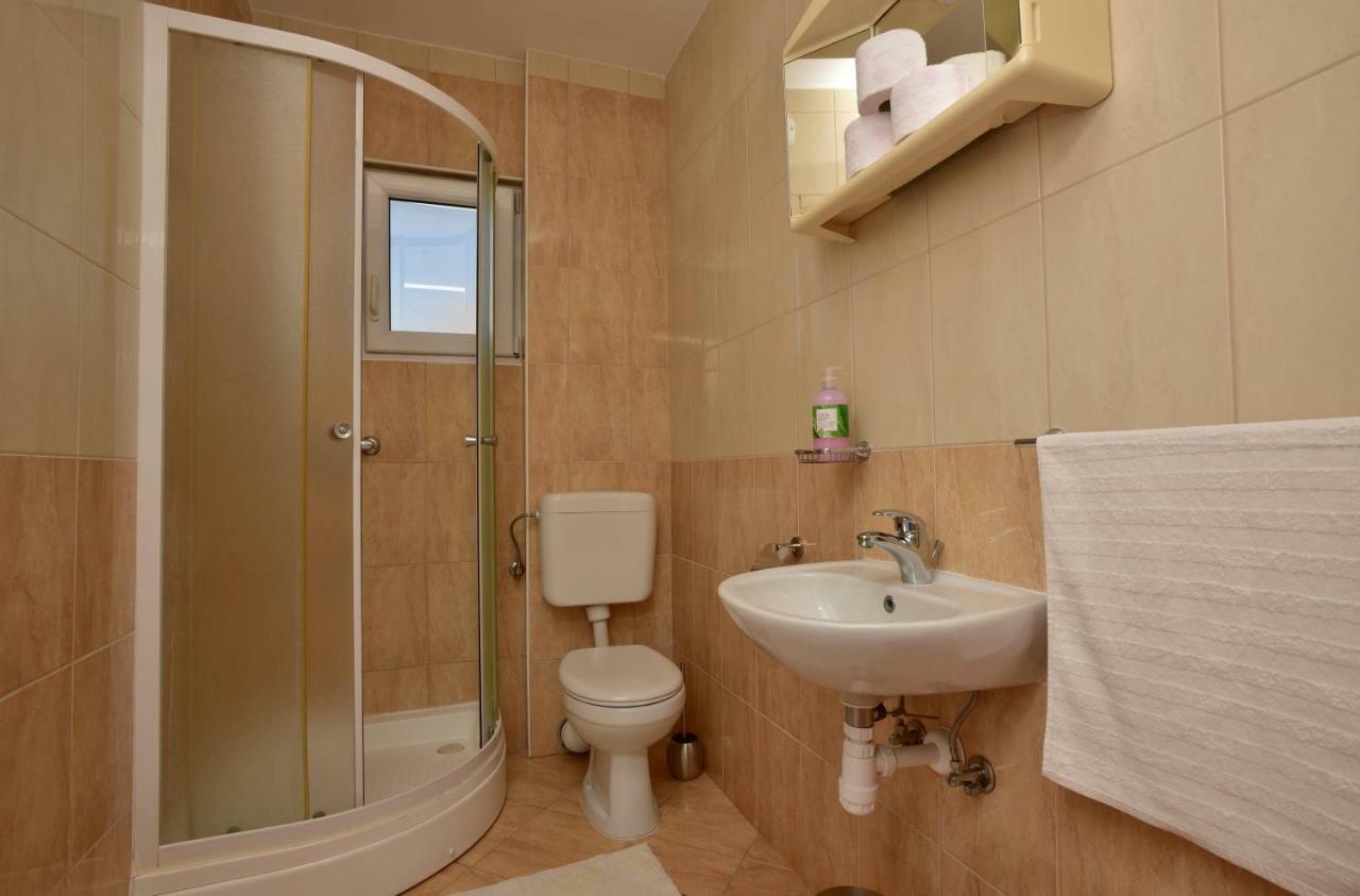 Studio Apartments Antonio Makarska Exterior foto