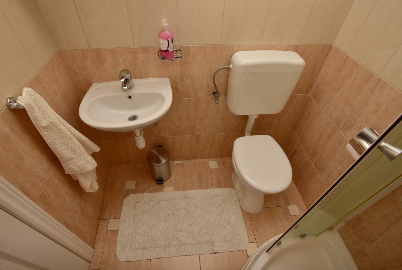 Studio Apartments Antonio Makarska Exterior foto
