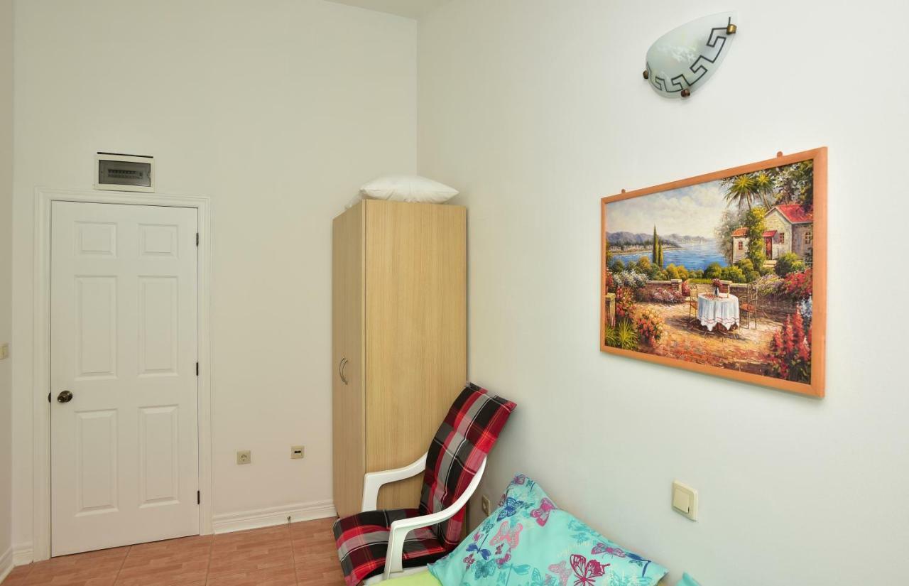 Studio Apartments Antonio Makarska Exterior foto