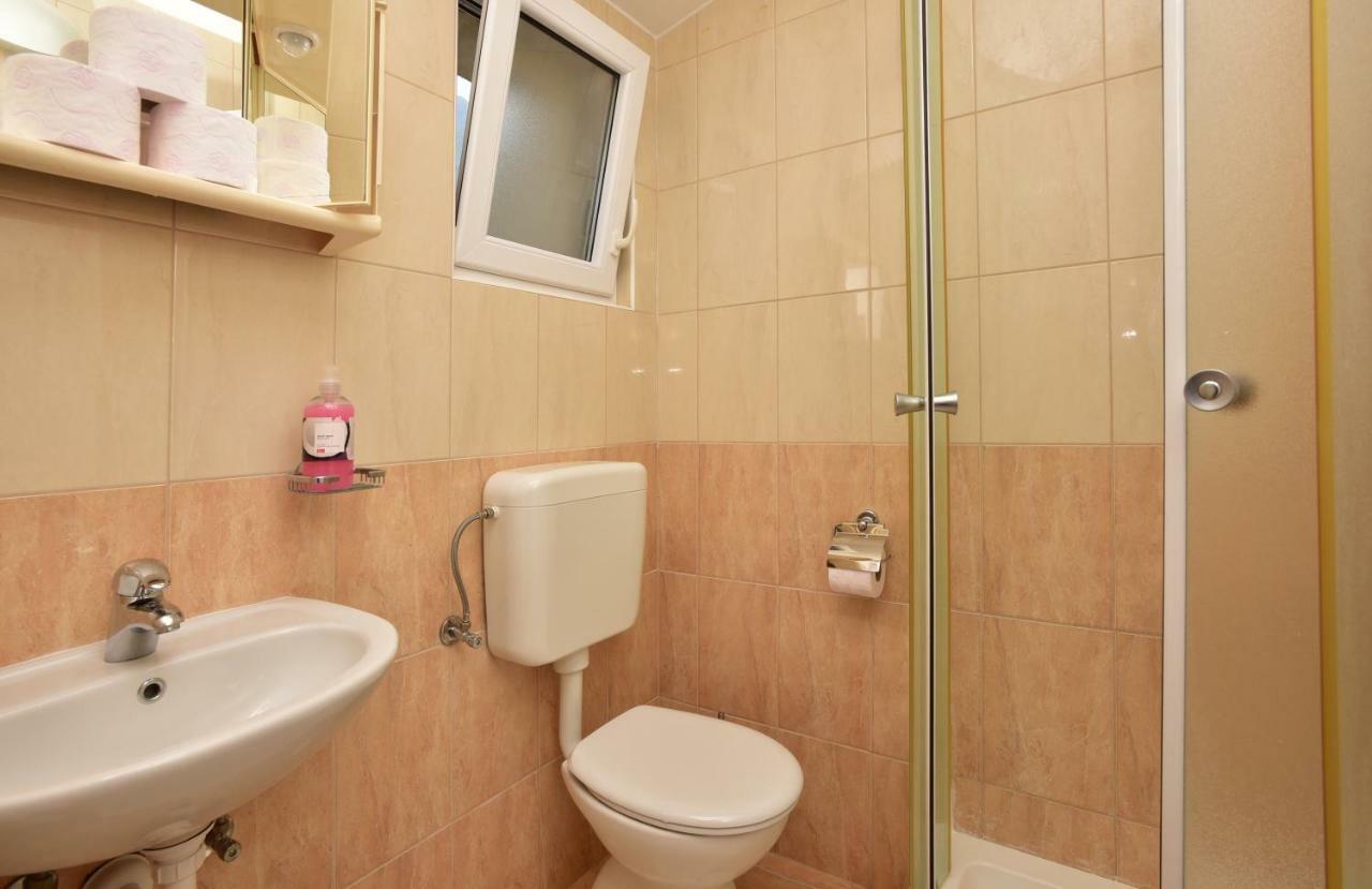 Studio Apartments Antonio Makarska Exterior foto
